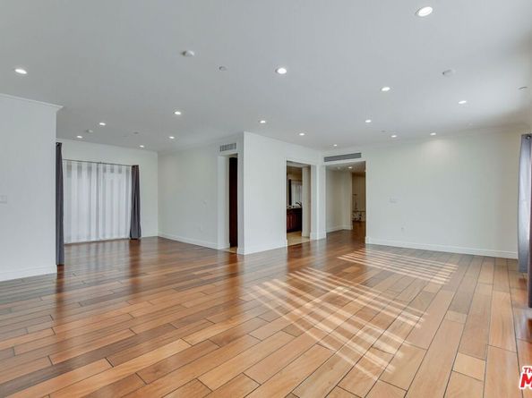 918 S Wooster Street 1, Los Angeles CA 90035