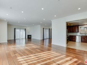 918 S Wooster Street 1, Los Angeles CA 90035