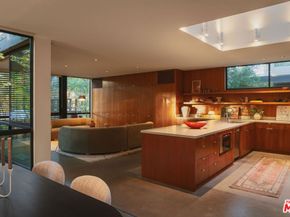 734 Palms Boulevard, Venice CA 90291