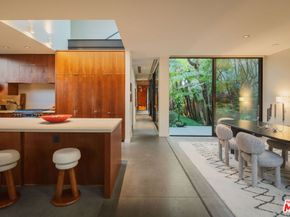 734 Palms Boulevard, Venice CA 90291