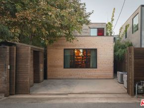 734 Palms Boulevard, Venice CA 90291