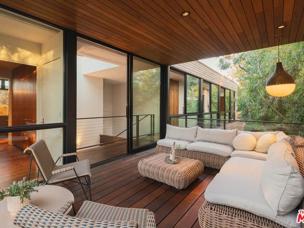 734 Palms Boulevard, Venice CA 90291