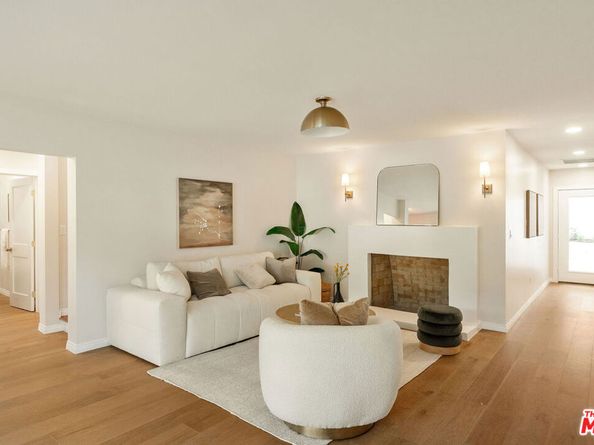 5103 Parkglen Avenue, Los Angeles CA 90043