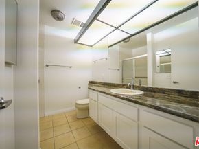 750 S Spaulding Avenue 312, Los Angeles CA 90036