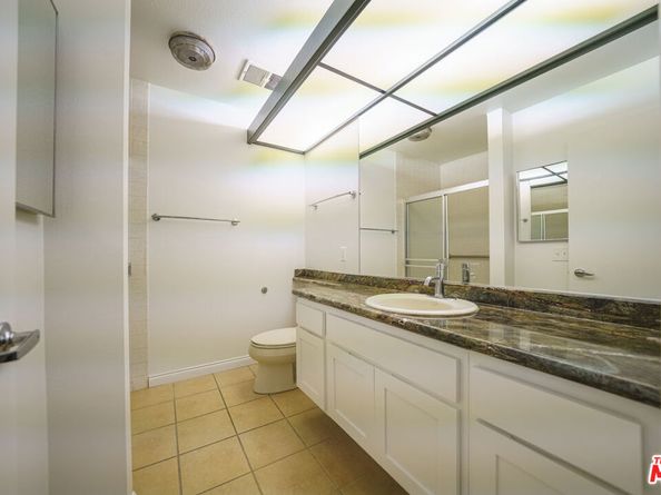 750 S Spaulding Avenue 312, Los Angeles CA 90036