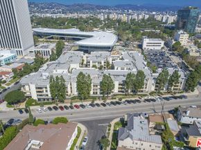 750 S Spaulding Avenue 312, Los Angeles CA 90036