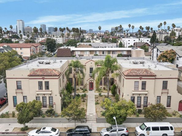 2375 W 12th Street, Los Angeles CA 90006