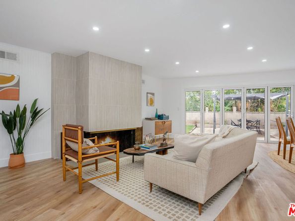 923 Larker Avenue, Los Angeles CA 90042