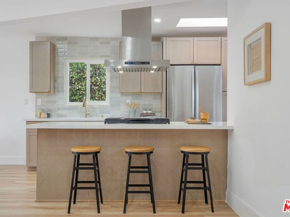 923 Larker Avenue, Los Angeles CA 90042