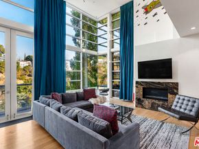 2738 Rinconia Drive, Los Angeles CA 90068