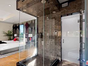 2738 Rinconia Drive, Los Angeles CA 90068