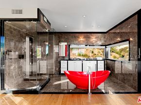 2738 Rinconia Drive, Los Angeles CA 90068