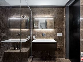 2738 Rinconia Drive, Los Angeles CA 90068