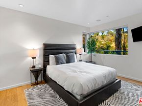 2738 Rinconia Drive, Los Angeles CA 90068