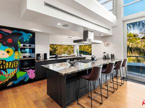 2738 Rinconia Drive, Los Angeles CA 90068