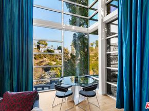 2738 Rinconia Drive, Los Angeles CA 90068