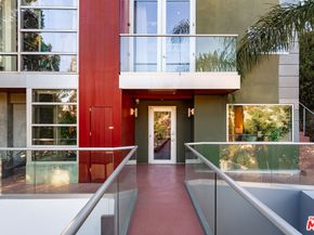 2738 Rinconia Drive, Los Angeles CA 90068
