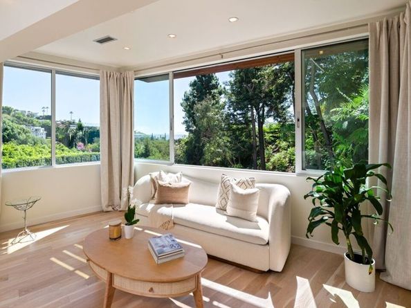 9240 Warbler Way, Los Angeles CA 90069