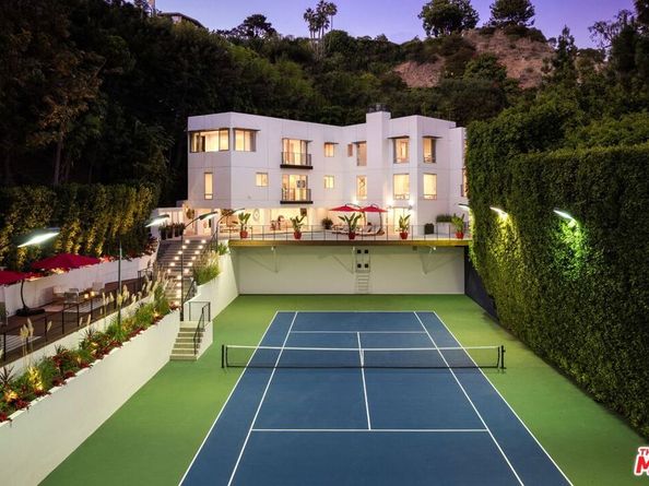 9240 Warbler Way, Los Angeles CA 90069