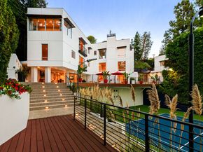 9240 Warbler Way, Los Angeles CA 90069