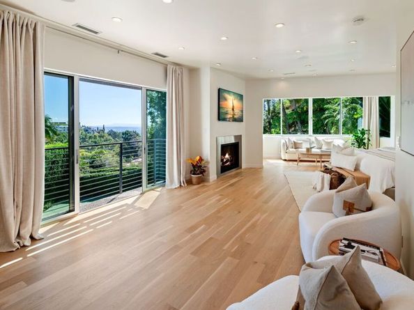 9240 Warbler Way, Los Angeles CA 90069