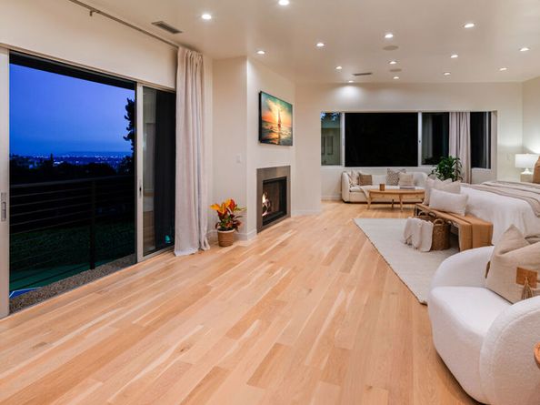 9240 Warbler Way, Los Angeles CA 90069