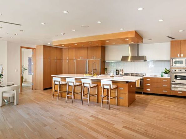 9240 Warbler Way, Los Angeles CA 90069