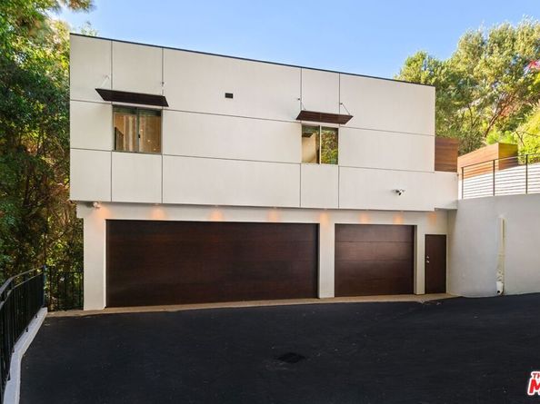 9240 Warbler Way, Los Angeles CA 90069