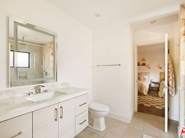 6151 Atoll Avenue, Valley Glen CA 91401