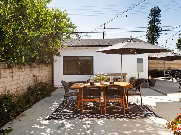 6151 Atoll Avenue, Valley Glen CA 91401