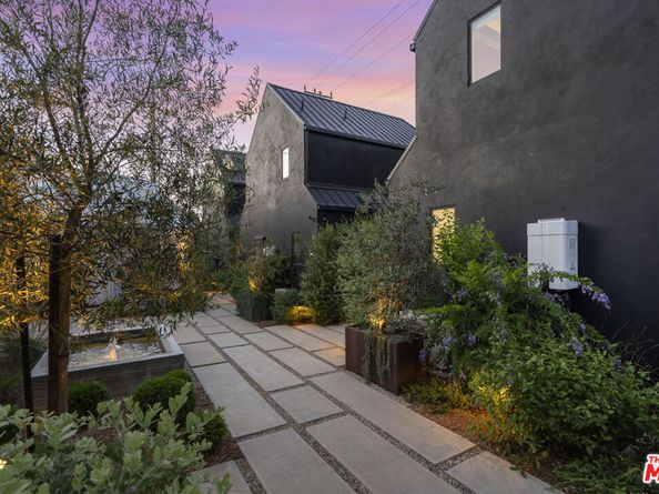 1817 Penmar Avenue, Venice CA 90291
