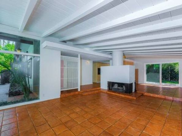 8090 Mulholland Drive, Los Angeles CA 90046