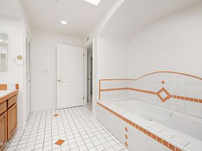 1217 Yale Street 103, Santa Monica CA 90404