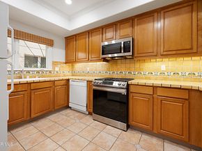 1217 Yale Street 103, Santa Monica CA 90404
