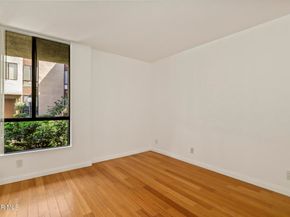 7826 Topanga Canyon Boulevard 103, Canoga Park CA 91304
