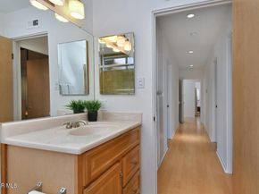 5342 Lewis Road, Agoura Hills CA 91301