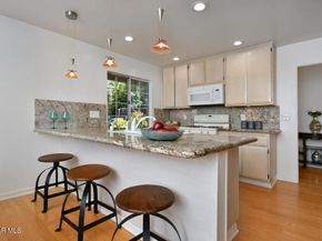 5342 Lewis Road, Agoura Hills CA 91301