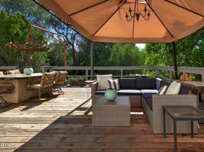 5342 Lewis Road, Agoura Hills CA 91301