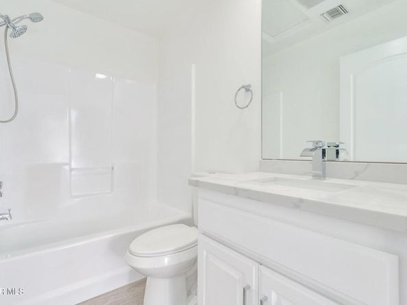 16005 Parthenia Street, North Hills CA 91343