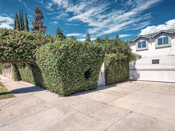 16005 Parthenia Street, North Hills CA 91343
