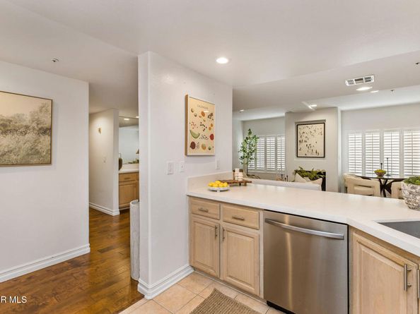 11920 Goshen Avenue 202, Los Angeles CA 90049