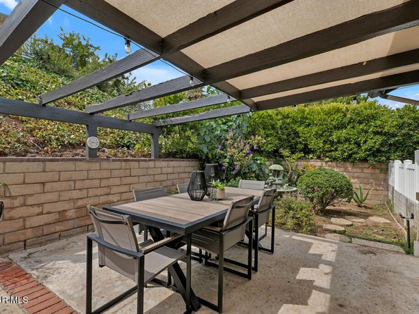 28654 Quaint Street, Agoura Hills CA 91301