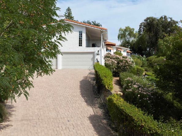 28329 Foothill Drive, Agoura Hills CA 91301