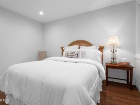 28329 Foothill Drive, Agoura Hills CA 91301