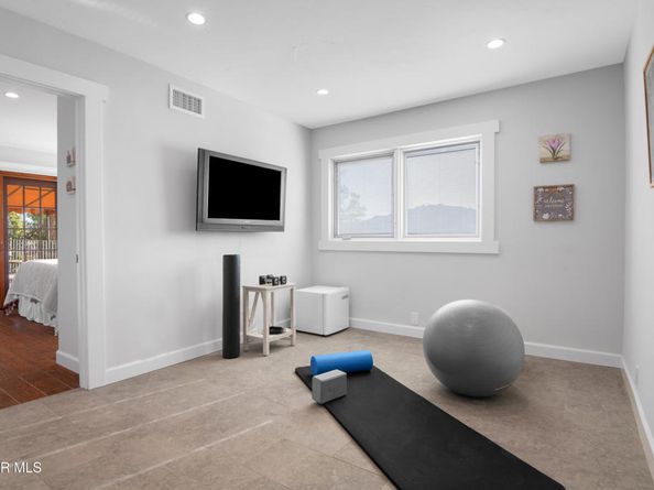 28329 Foothill Drive, Agoura Hills CA 91301