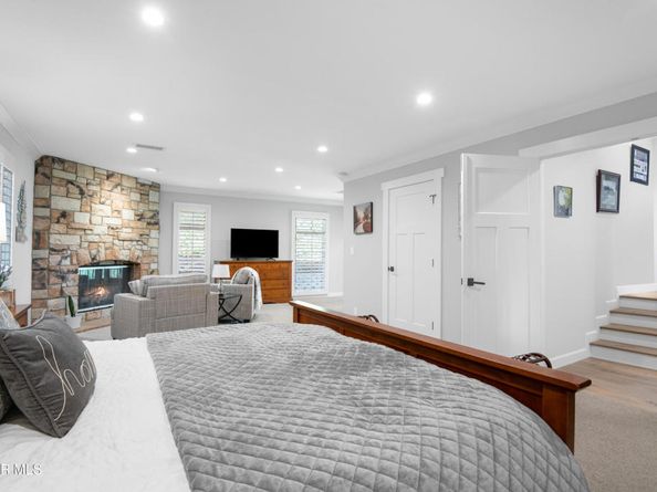 28329 Foothill Drive, Agoura Hills CA 91301