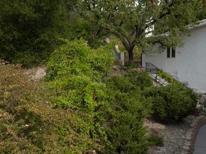 28329 Foothill Drive, Agoura Hills CA 91301
