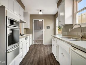 8358 Nestle Avenue, Northridge CA 91325