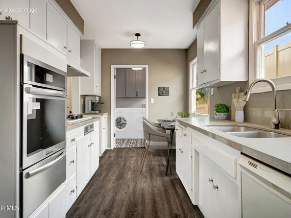 8358 Nestle Avenue, Northridge CA 91325