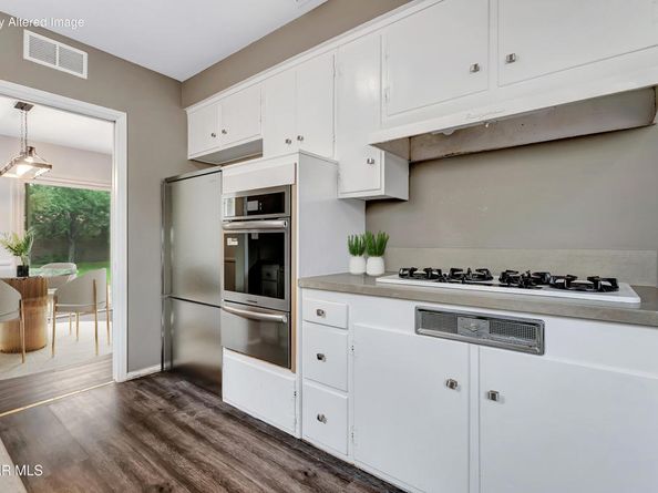 8358 Nestle Avenue, Northridge CA 91325